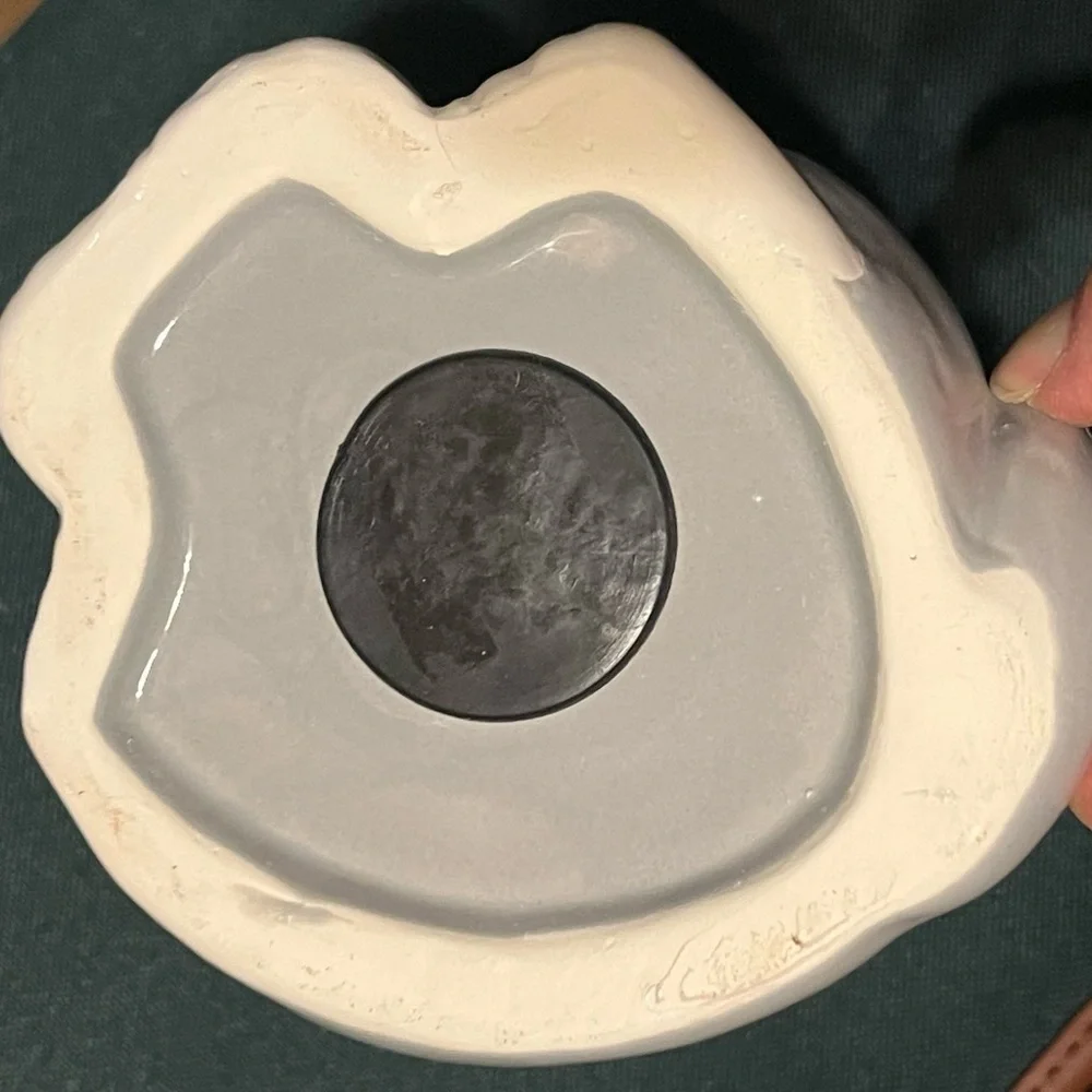 Handmade ceramic kitty coin bank coin slot back of head, gray white kitty 6 x 5” - Picture 6 of 8